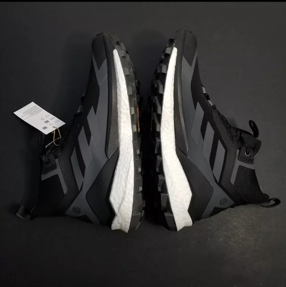 adidas Terrex Black and Gray Sneakers - Picture 7 of 10